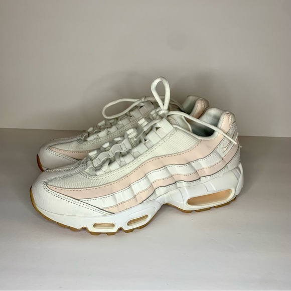 Nike Shoes - NIKE AIR MAX 95